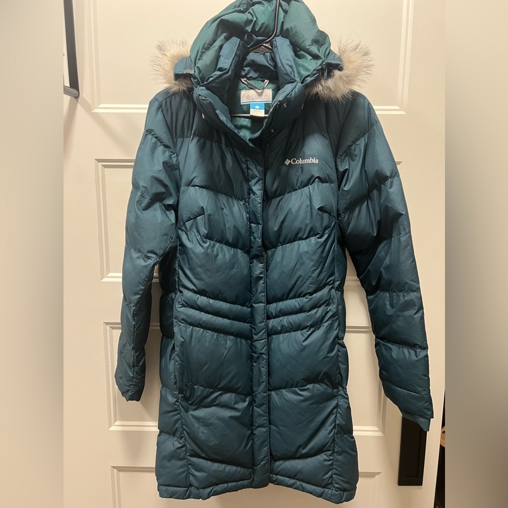 Columbia Peak to Park jacket Mid insulated Jacket.